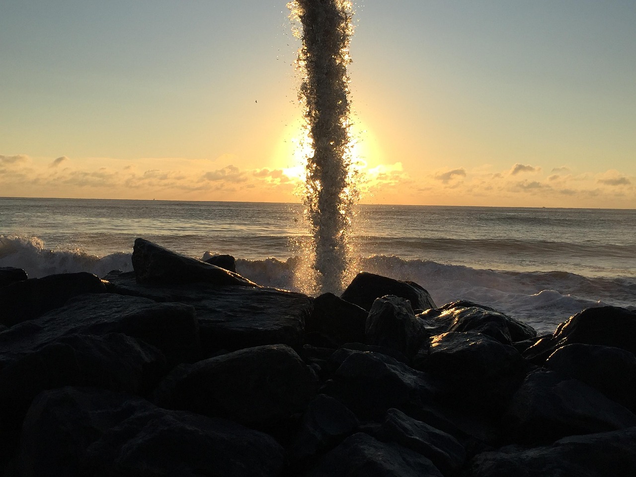 如何成为捕鱼游戏大神,捕鱼技巧有哪些,如何提高捕鱼效率？