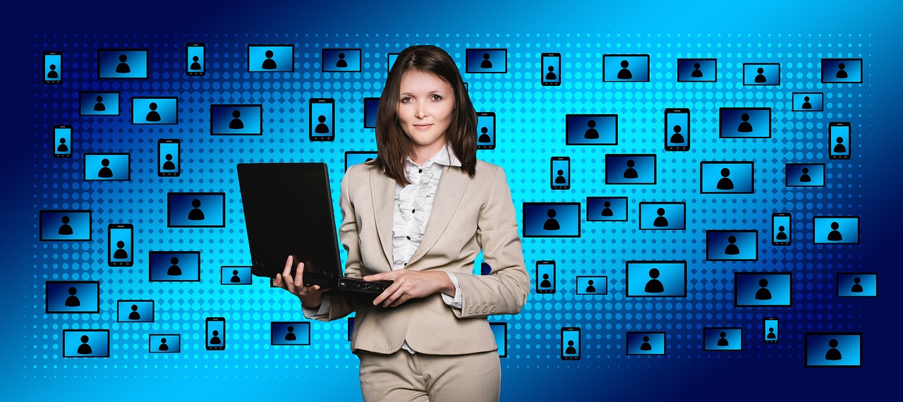 游戏陪玩选择指南：如何找到合适的陪玩服务？