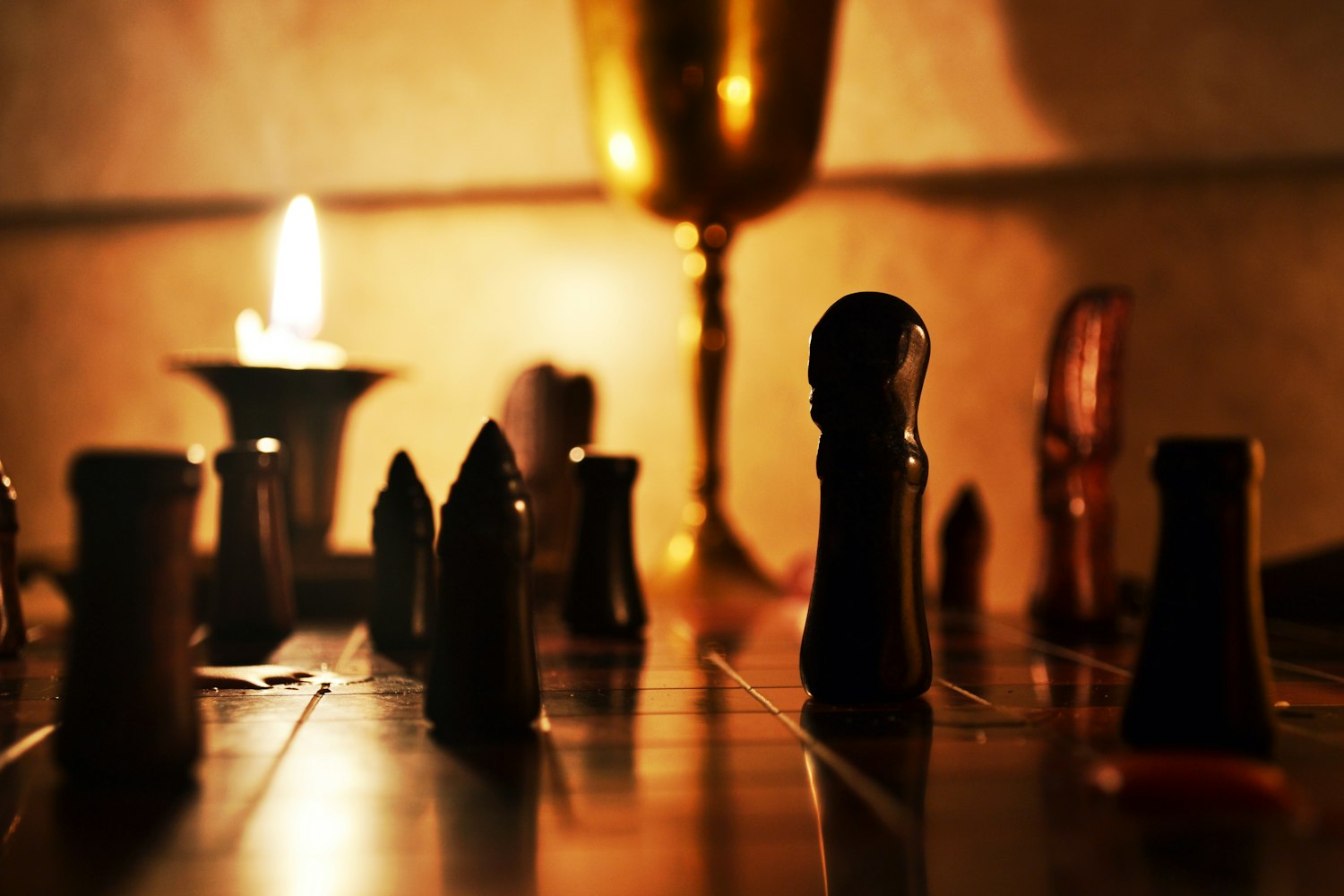 游戏陪玩女孩如何避免风险？安全指南与费用解析