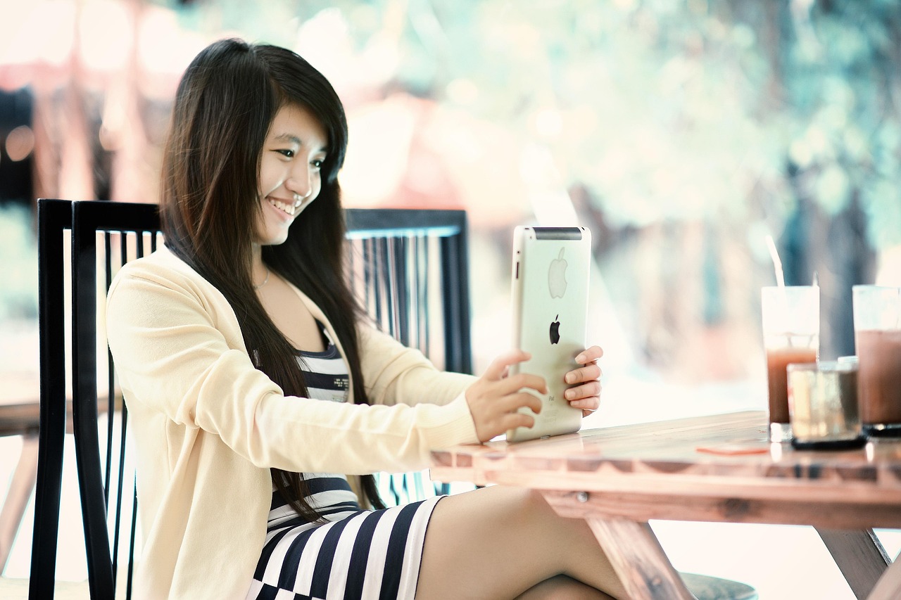 甜心游戏陪玩系列，如何挑选、避坑指南及省时技巧？