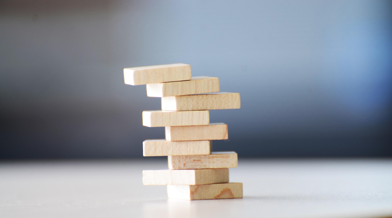 打游戏陪玩赚钱，如何安全合规？