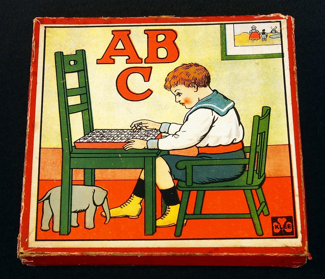 如何在QQ小游戏斗地主中邀请好友，提升游戏乐趣？