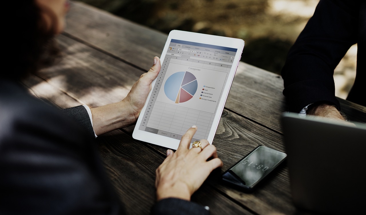 如何在微信游戏中删除好友，避开风险提高效率？