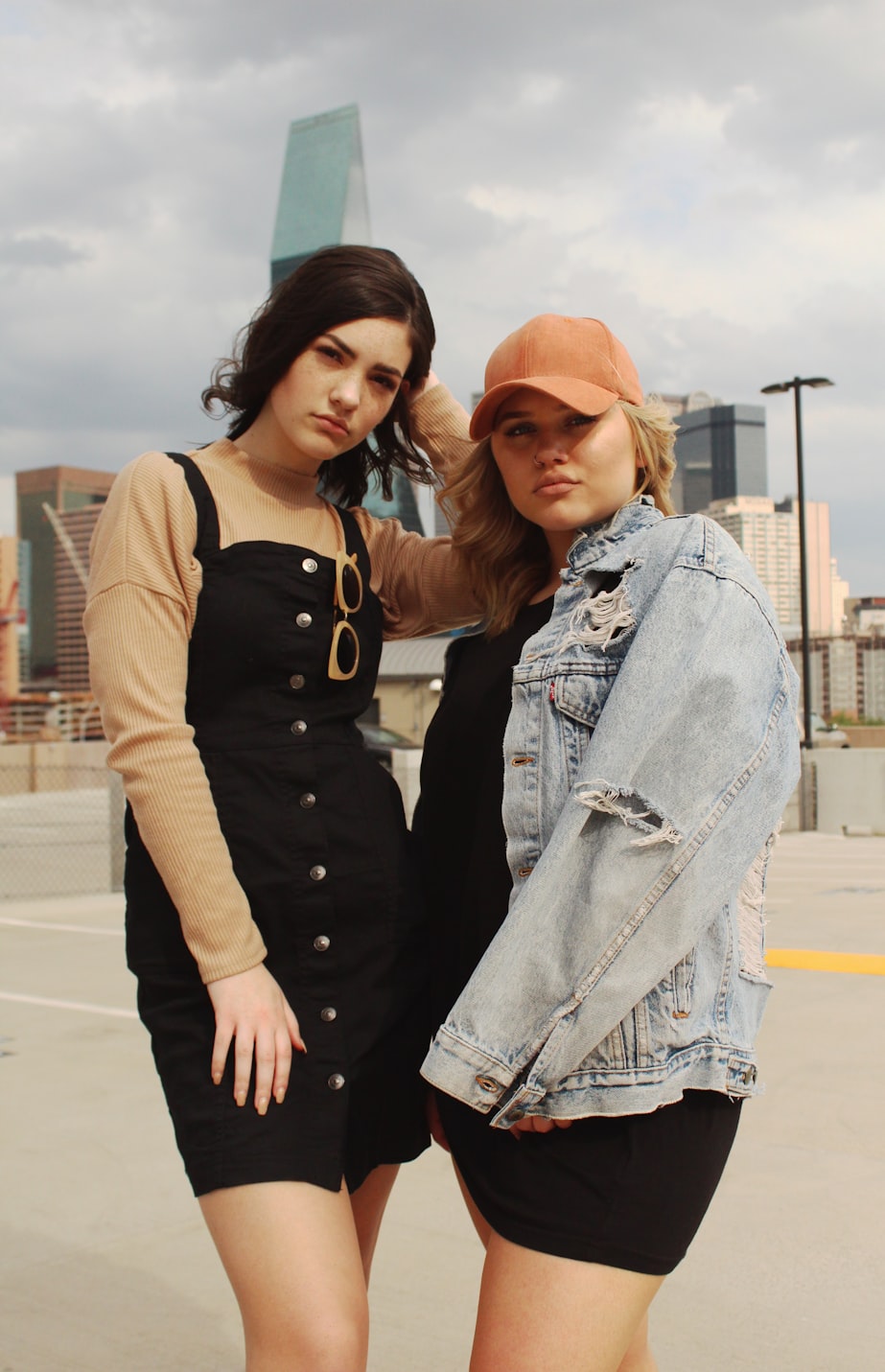 真人版时尚穿搭游戏，如何省钱又提升衣品？