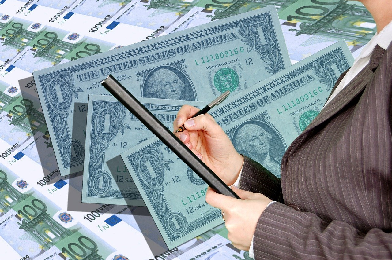 买游戏账号平台哪个好，安全交易、性价比高的平台推荐？